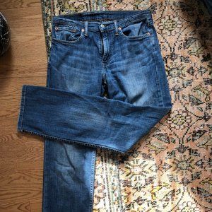514 Levi's Red Tag Med Wash Straight Leg Jeans W32 L34